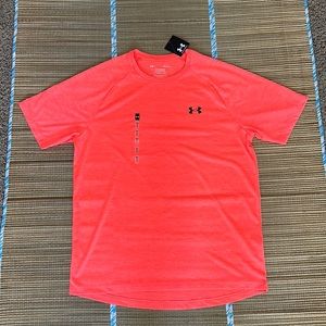 Men's UA Tech™ 2.0 Short Sleeve loose fit size medium